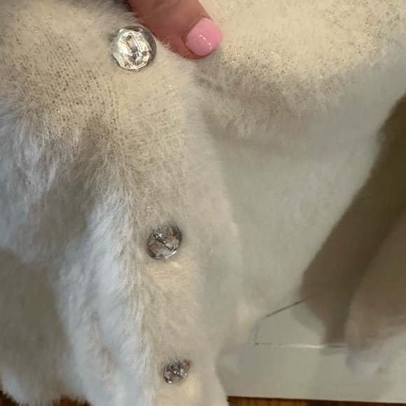 Ivory cream with gold sparkle jeweled button cardigan 7-8 Cat & Jack - Picture 3 of 6